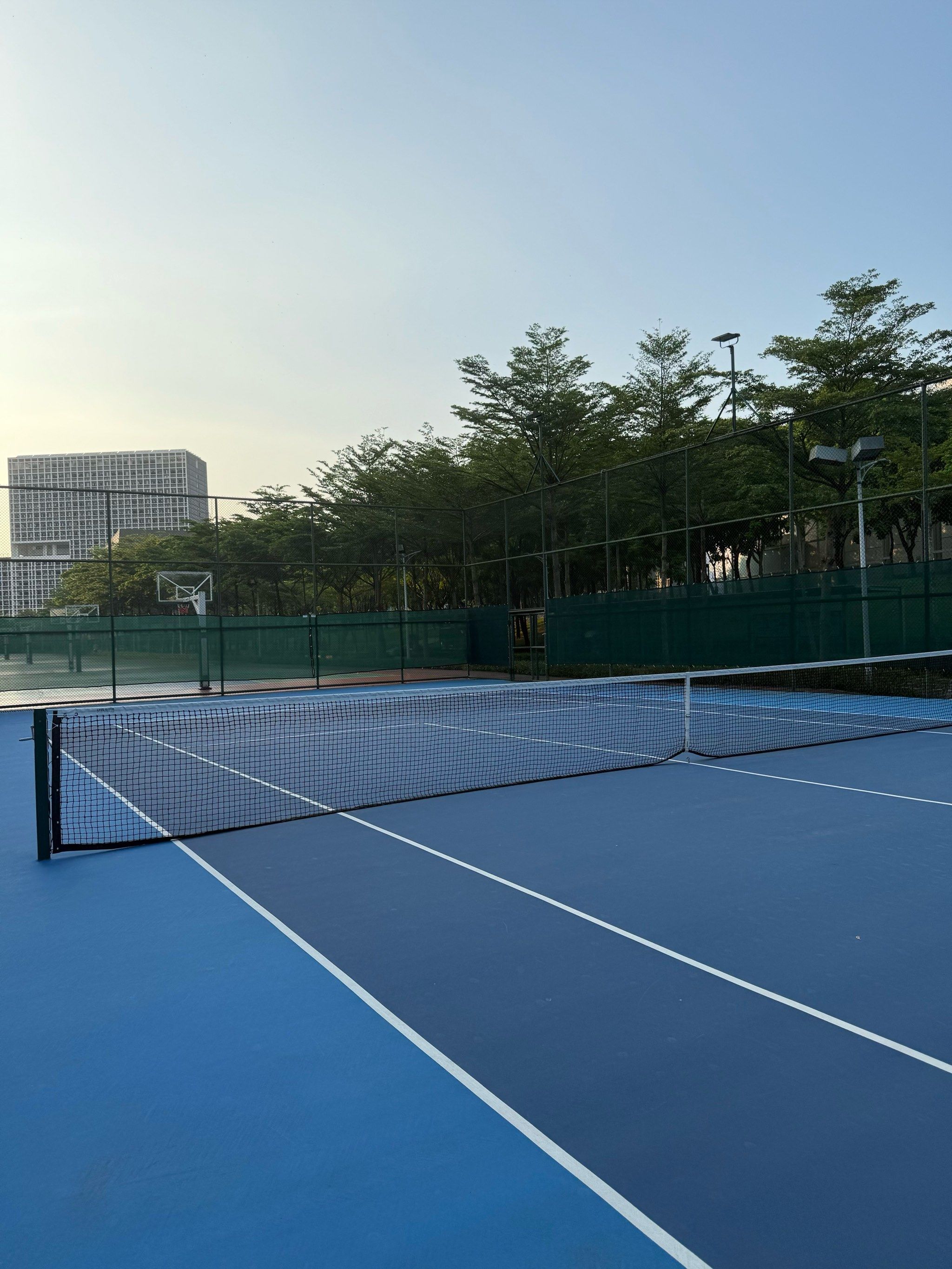 也同样吸引 也同样吸引