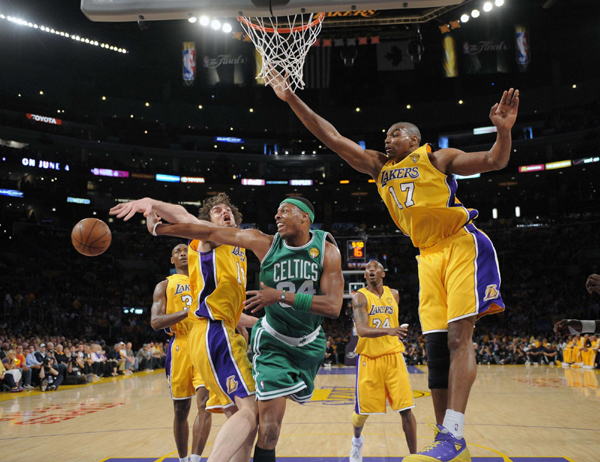 场击败鹈鹕 场击败鹈鹕